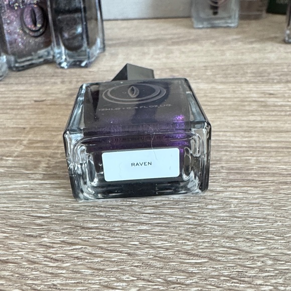 MoonCat Nail Lacquer - Raven - Picture 2 of 8